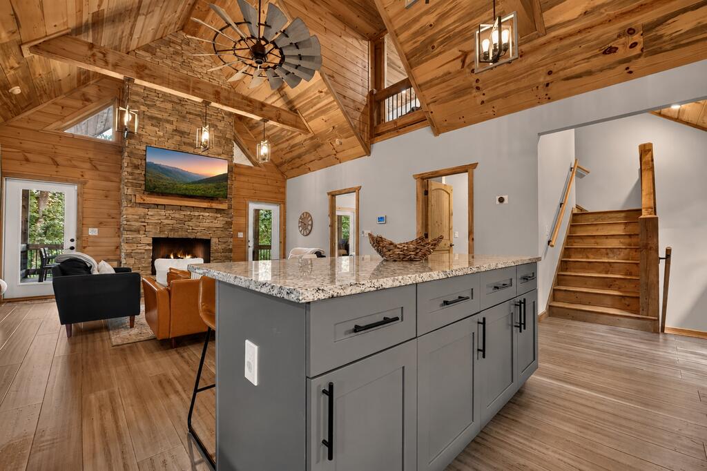 435216 Ellijay Active
