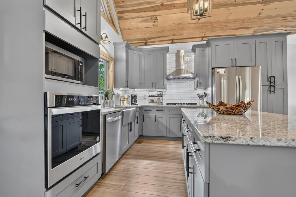 435216 Ellijay Active