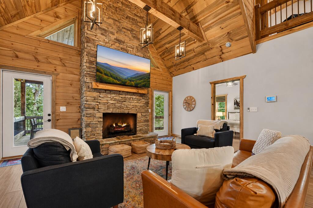 435216 Ellijay Active