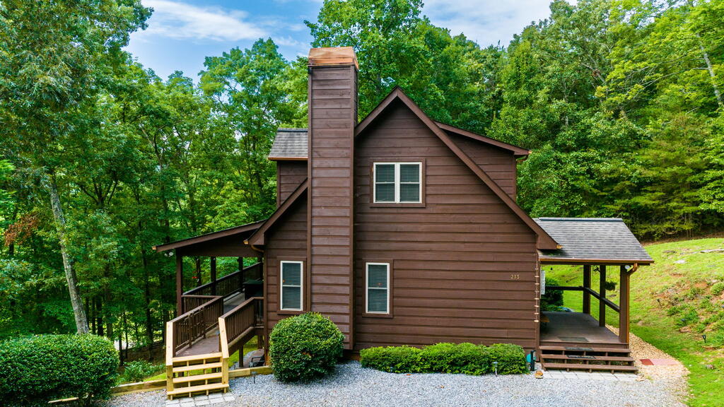 435225 Hayesville Active