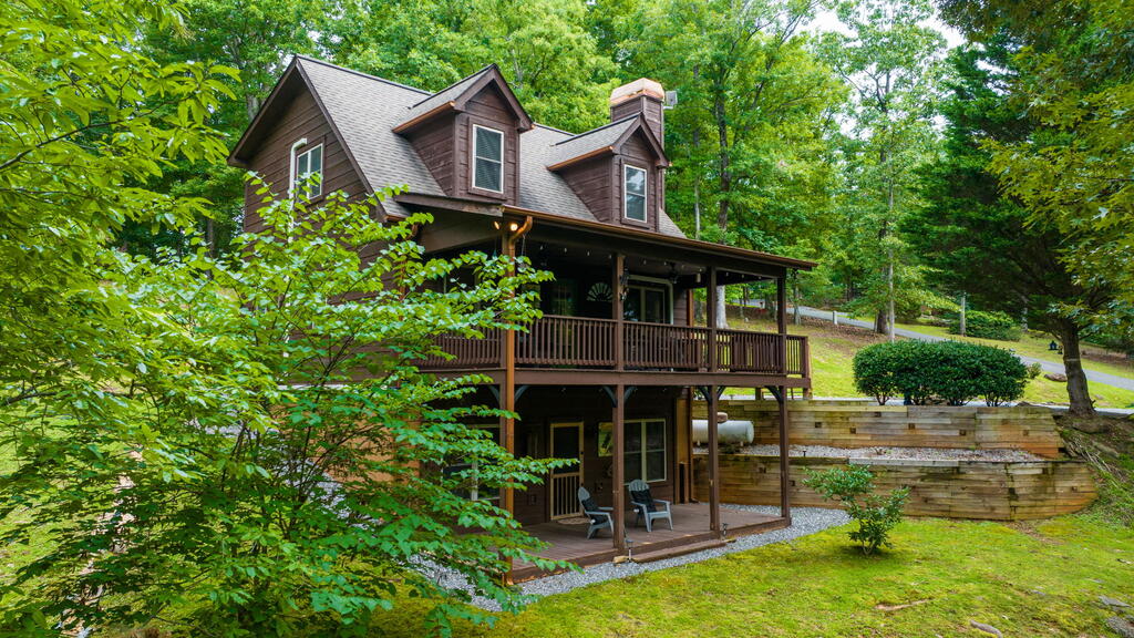 435225 Hayesville Active