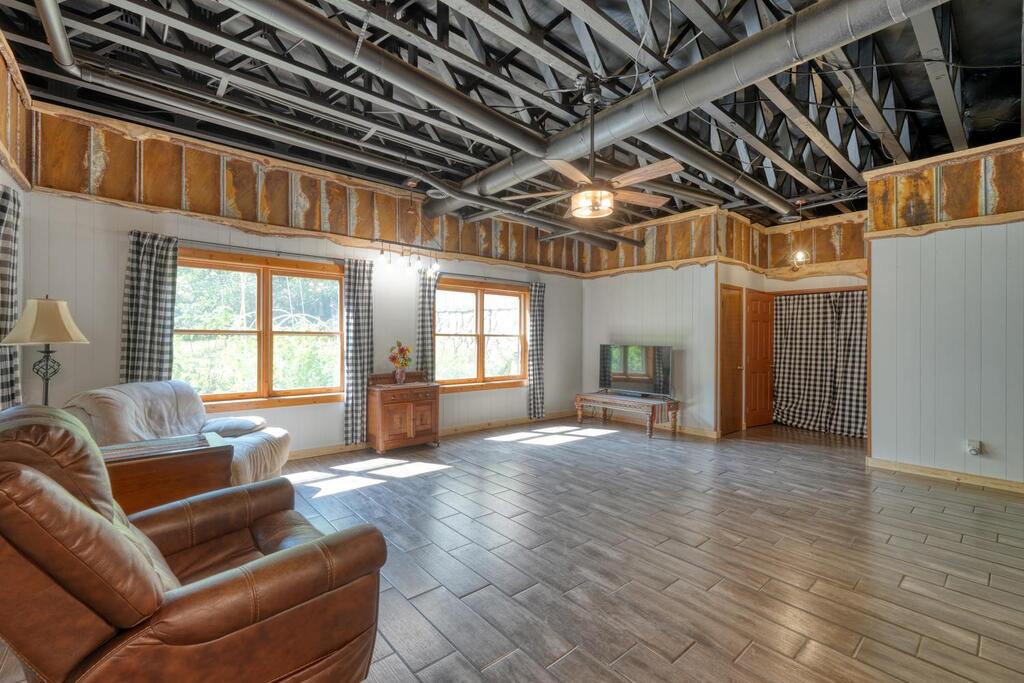 435227 Morganton Active