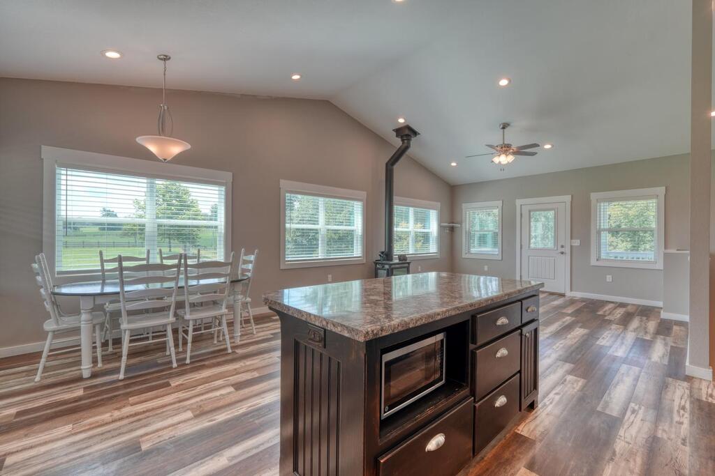 435240 Blairsville Active