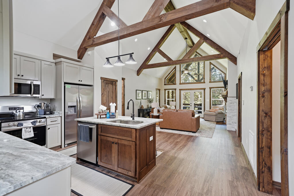 435255 Ellijay Active