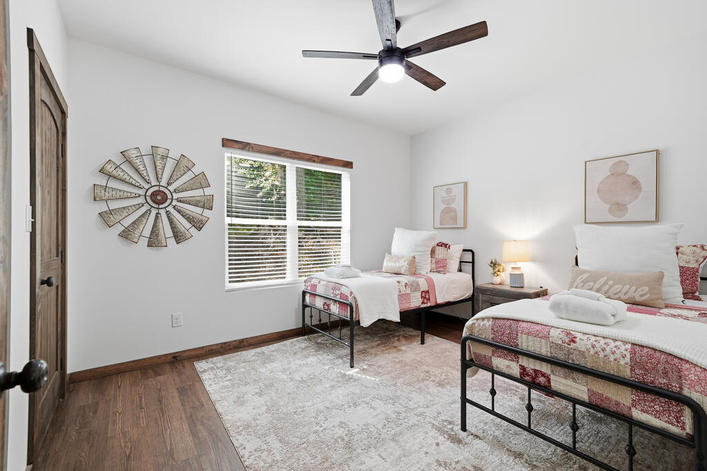 435255 Ellijay Active