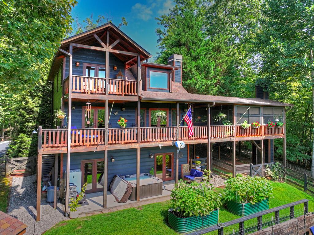 435274 Mineral Bluff Active