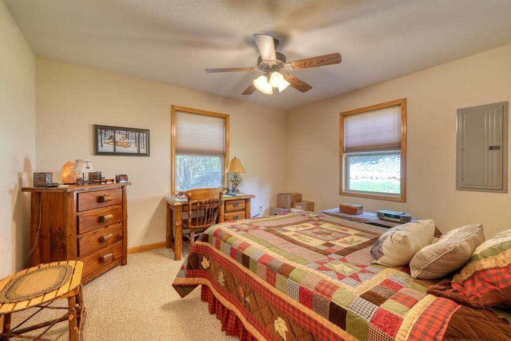 435276 Murphy Active