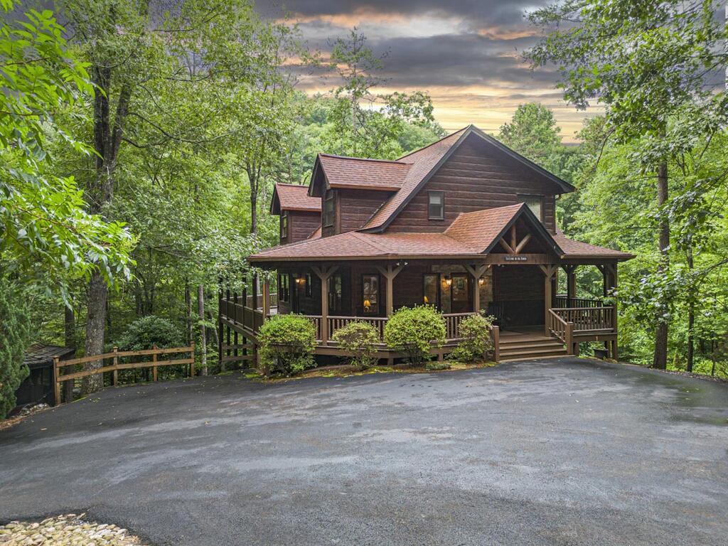 435277 Blue Ridge Active