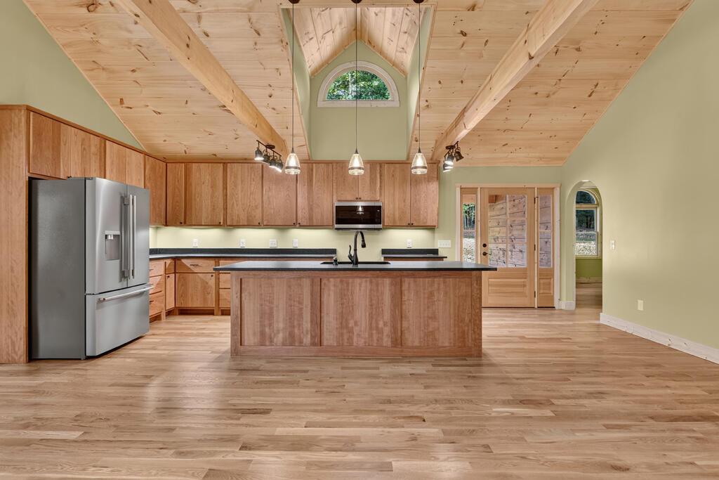 435279 Ellijay Active