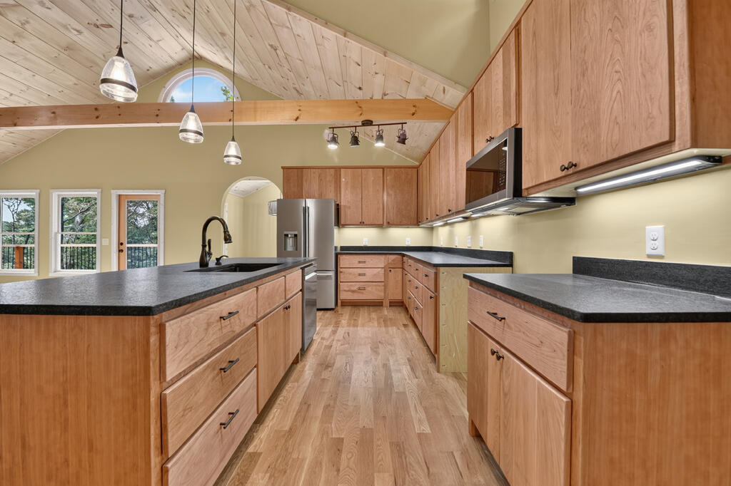 435279 Ellijay Active