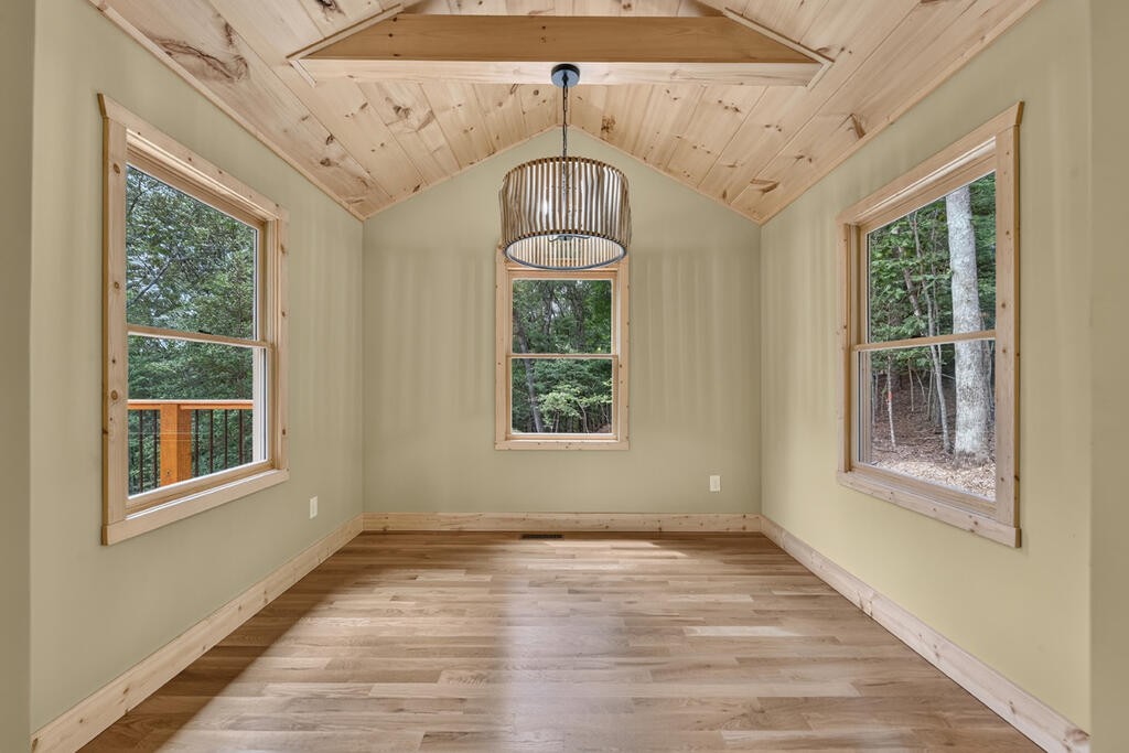 435279 Ellijay Active