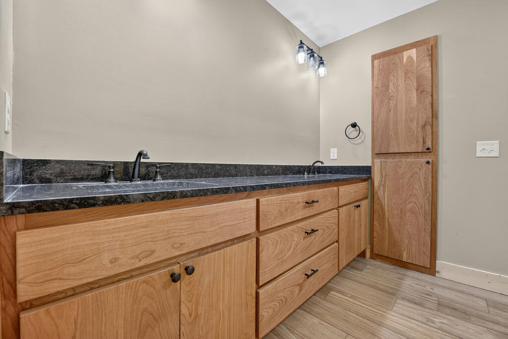 435279 Ellijay Active