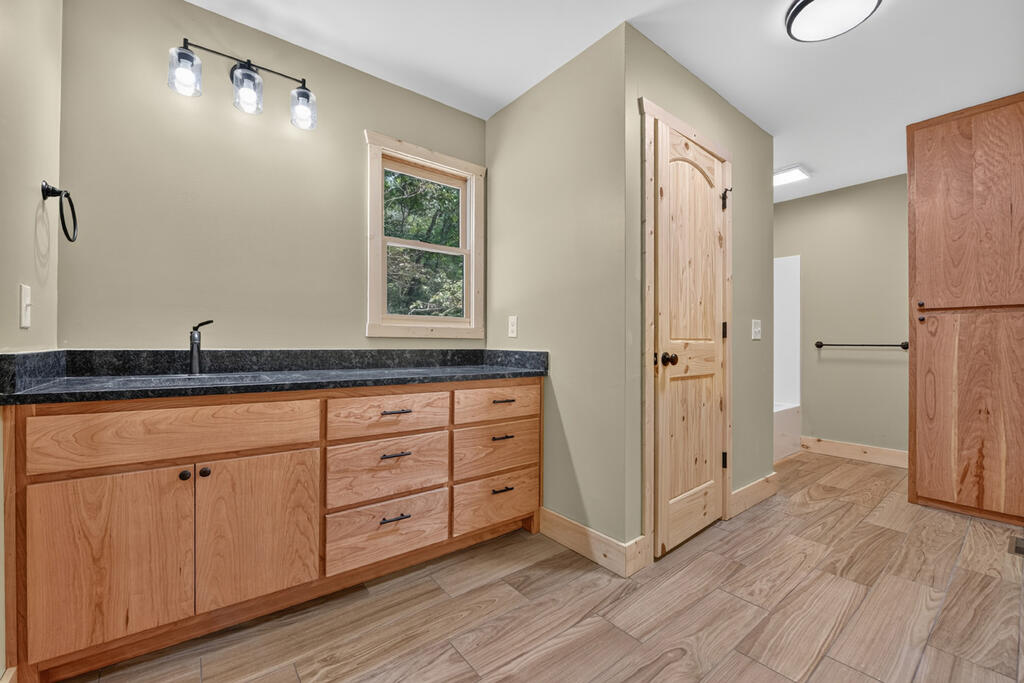 435279 Ellijay Active