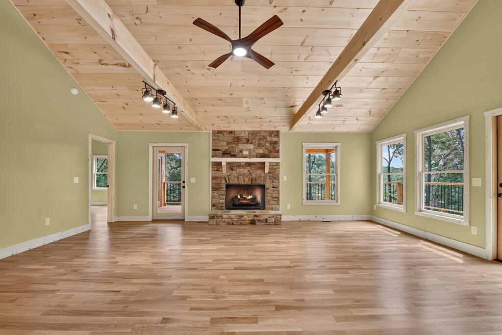 435279 Ellijay Active