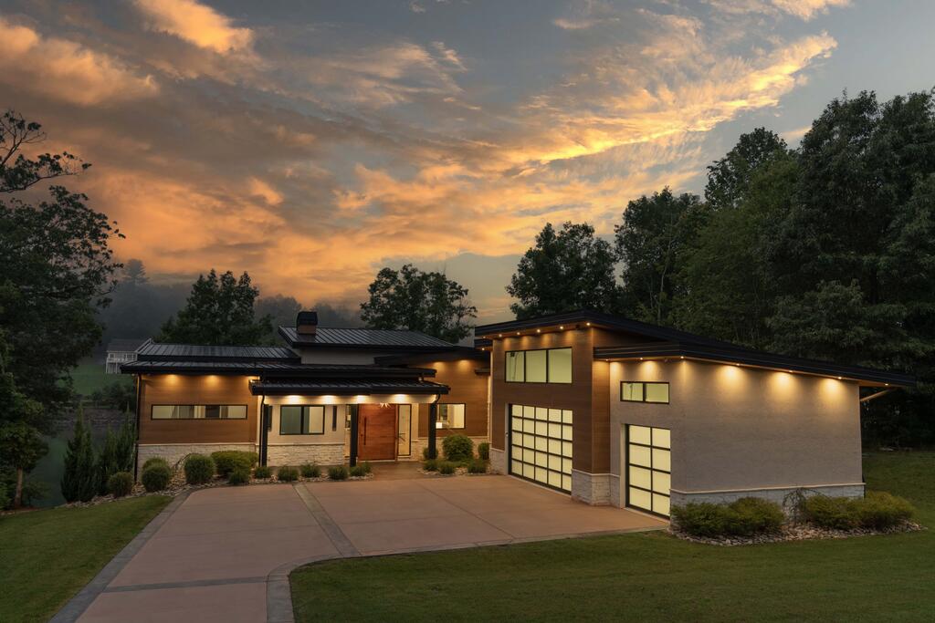 435288 Hiawassee Active