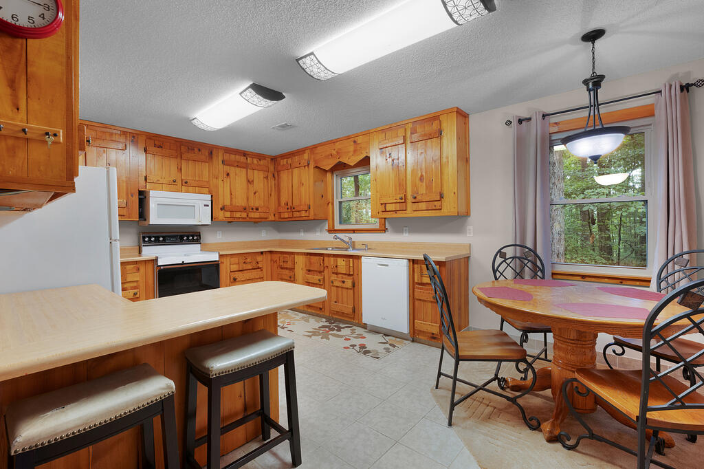 435298 Ellijay Active