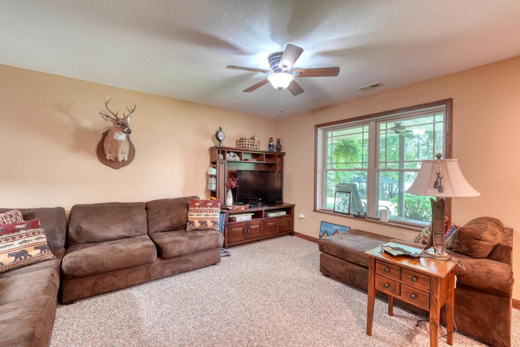 435320 Hayesville Active