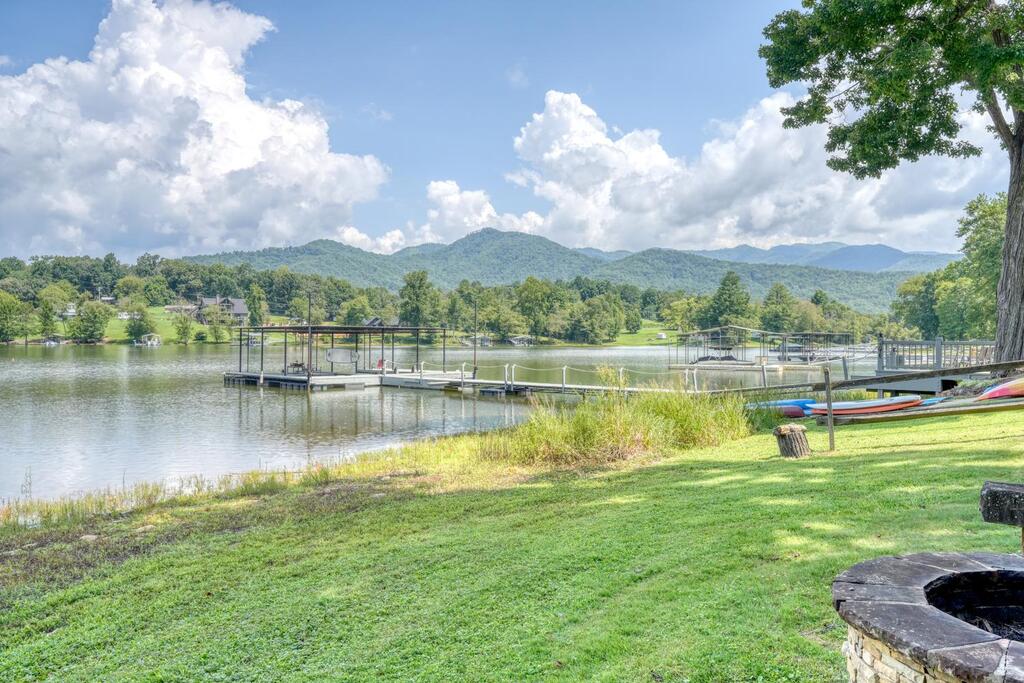 435320 Hayesville Active