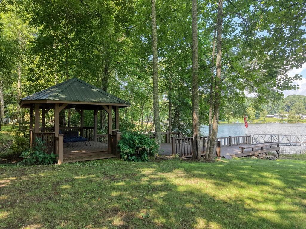 435320 Hayesville Active