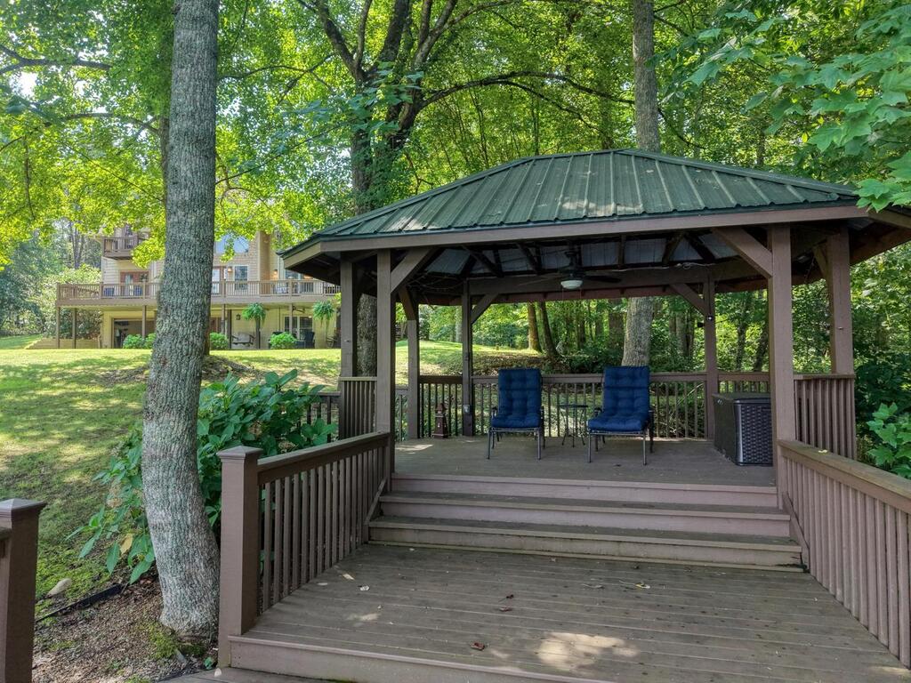 435320 Hayesville Active