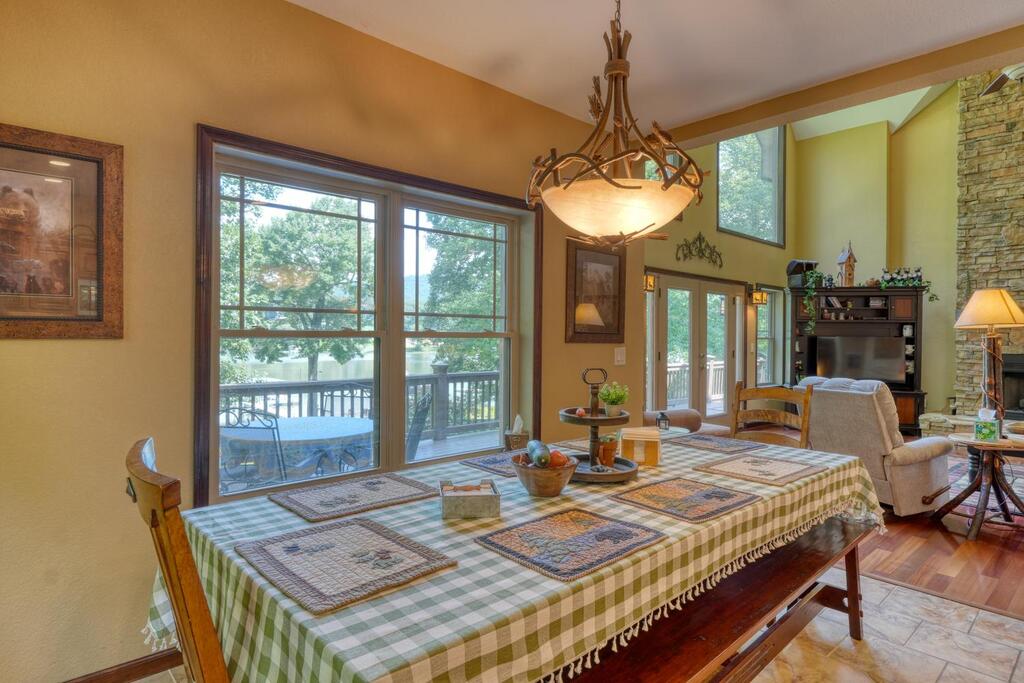 435320 Hayesville Active
