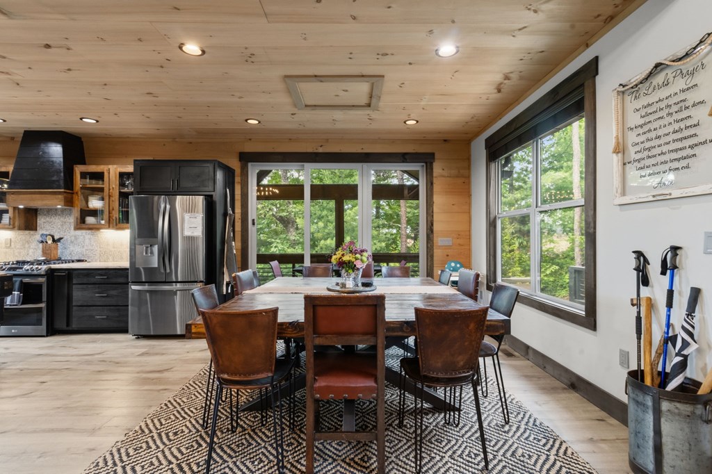 435325 Ellijay Active