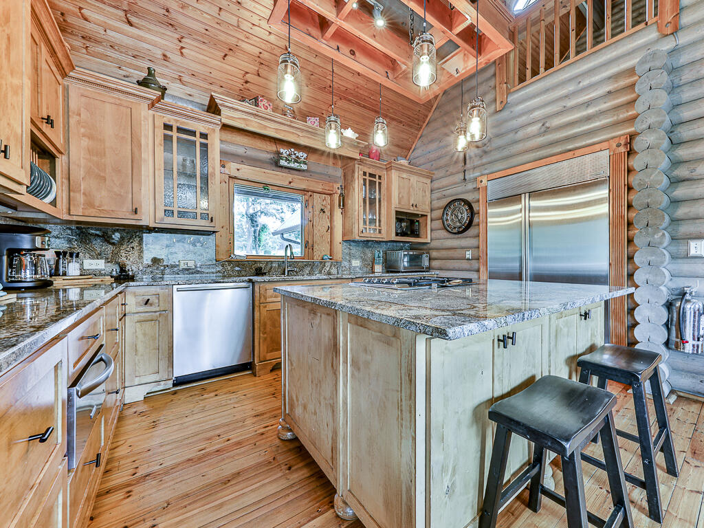 435331 Ellijay Active