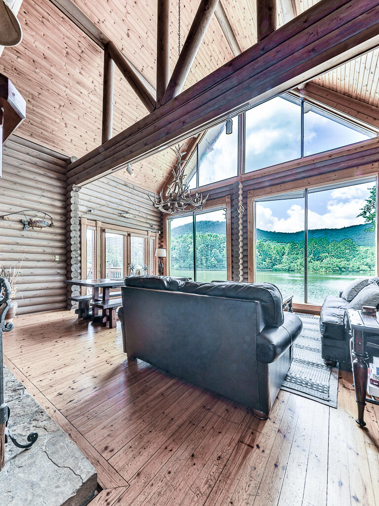 435331 Ellijay Active