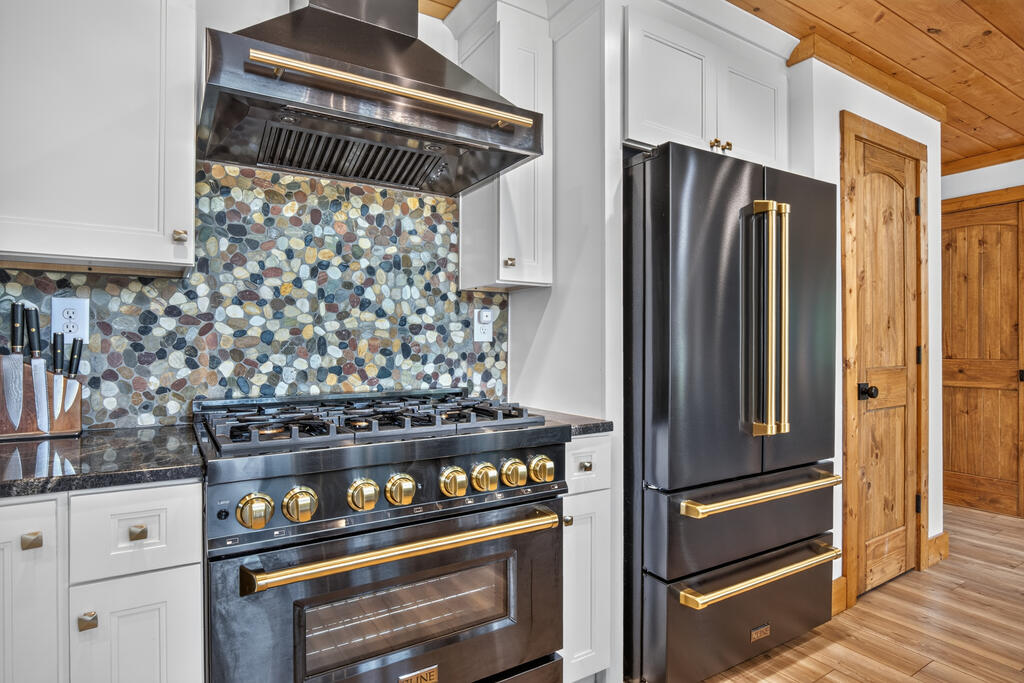 435341 Ellijay Active
