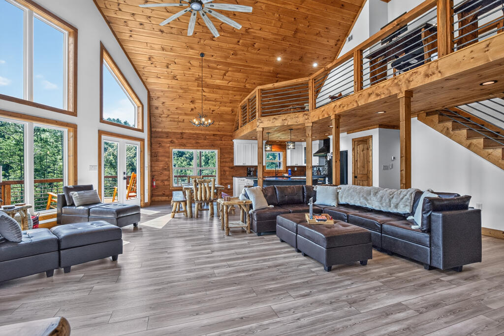 435341 Ellijay Active