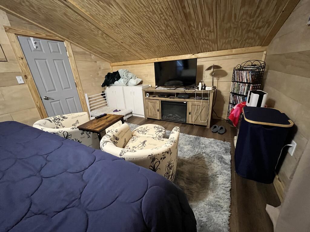 435343 Morganton Active