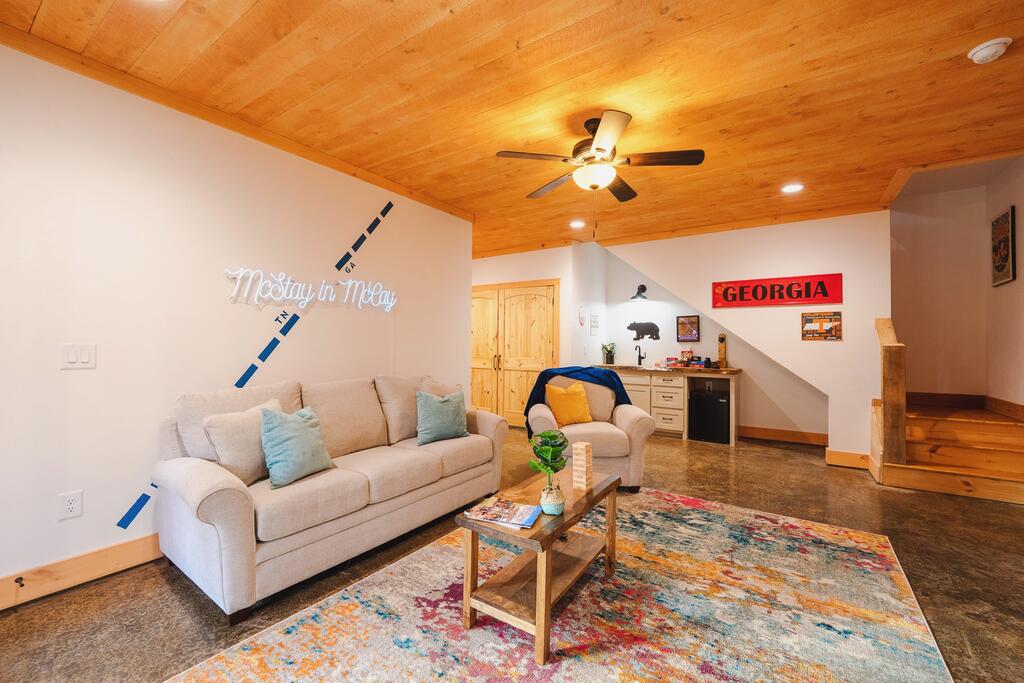 435346 McCaysville Active