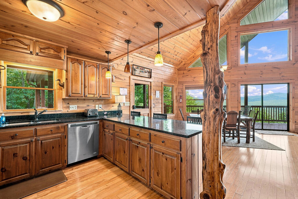 435371 Mineral Bluff Active