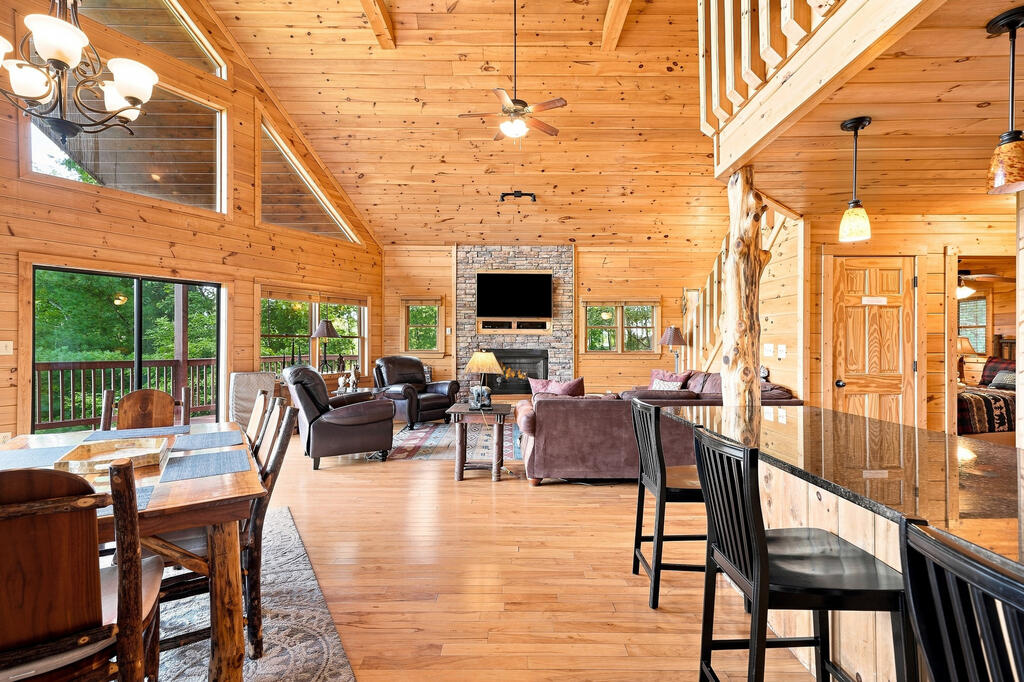 435371 Mineral Bluff Active