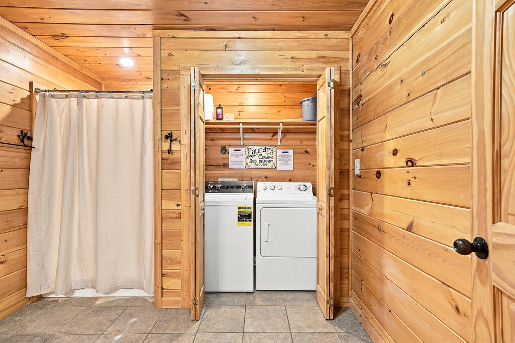 435371 Mineral Bluff Active