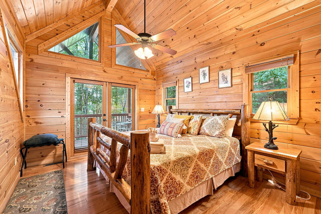 435371 Mineral Bluff Active