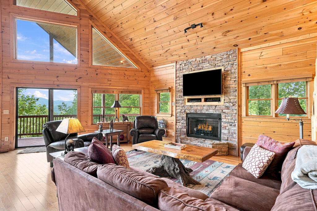 435371 Mineral Bluff Active