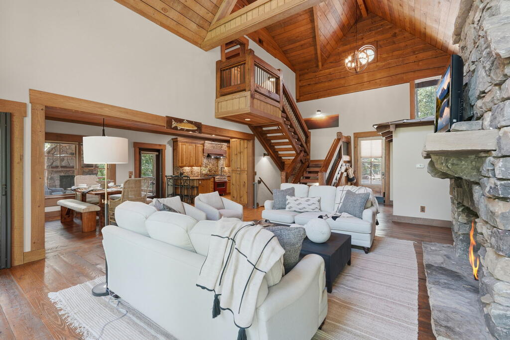 435374 McCaysville Active