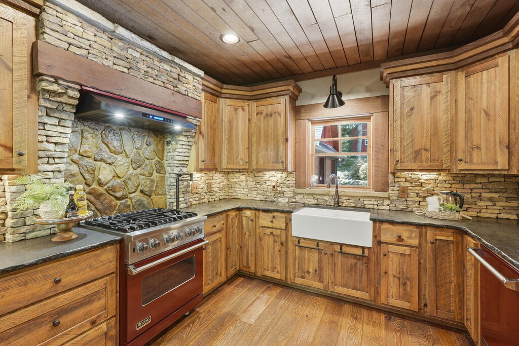 435374 McCaysville Active