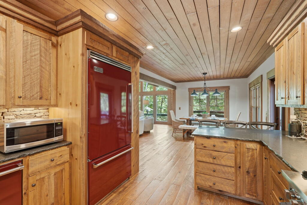 435374 McCaysville Active