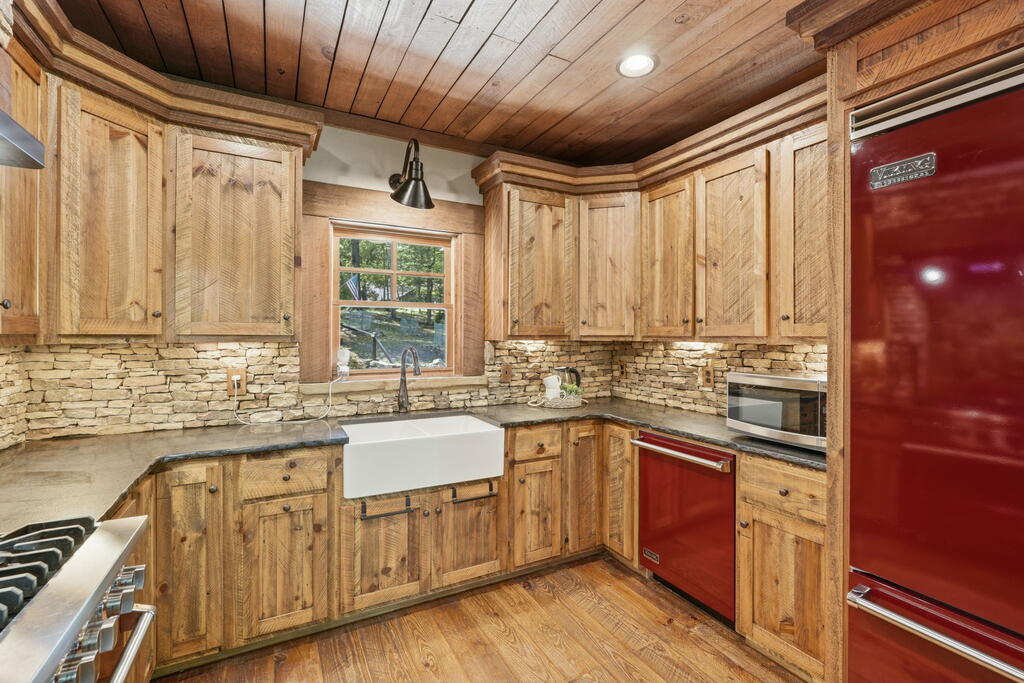 435374 McCaysville Active