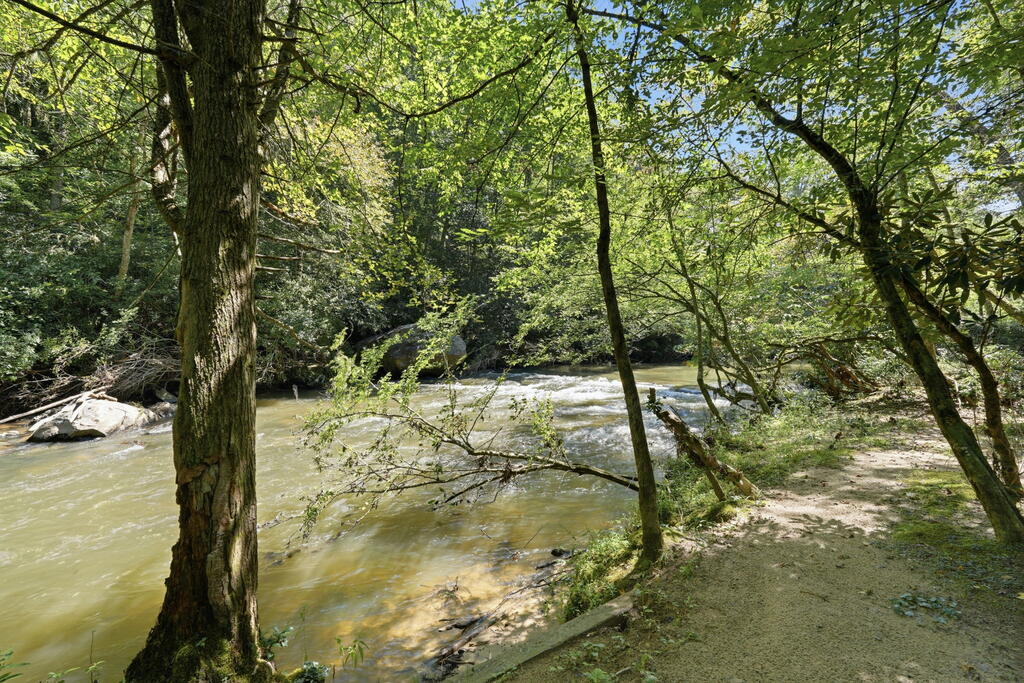 435374 McCaysville Active