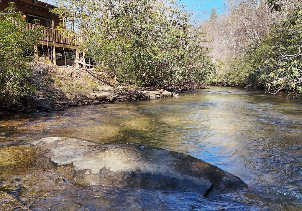 435379 Mineral Bluff Active