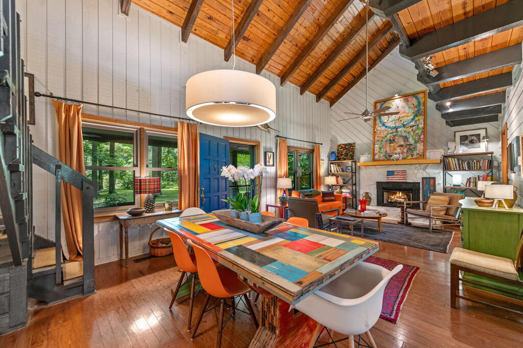 435383 Blue Ridge Active