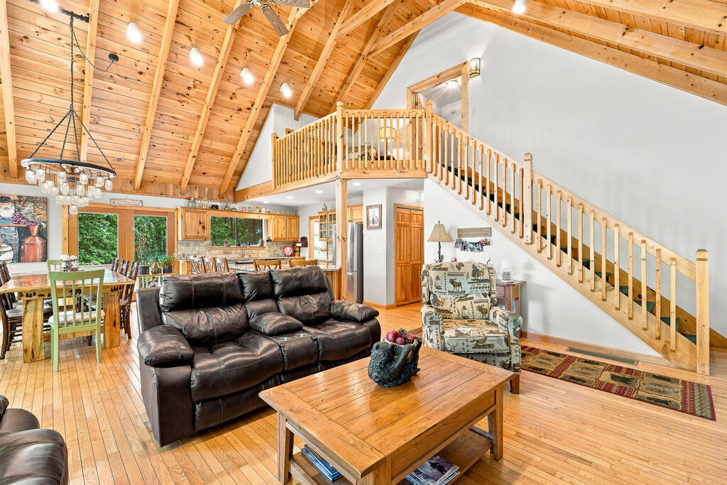 435388 Ellijay Active
