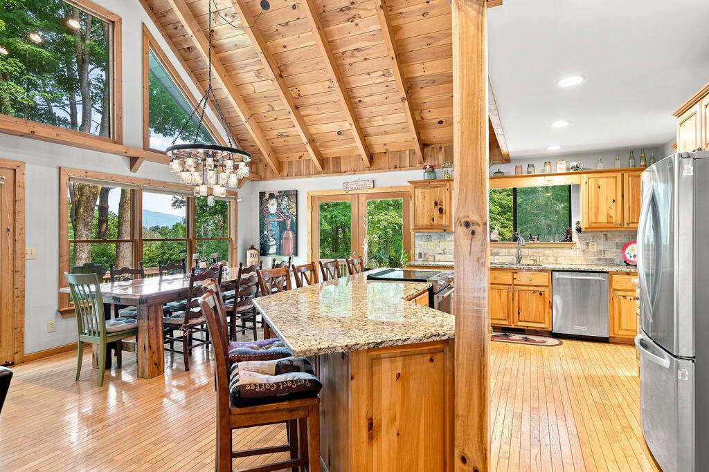 435388 Ellijay Active