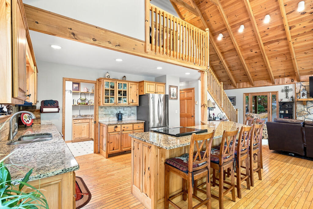 435388 Ellijay Active