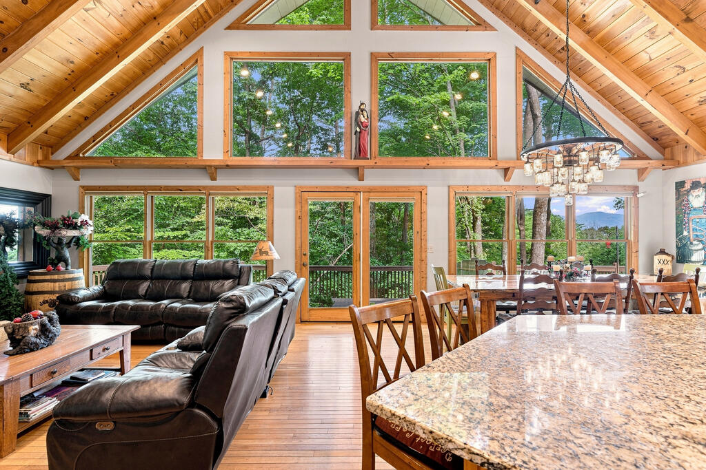 435388 Ellijay Active