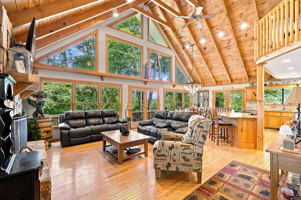 435388 Ellijay Active