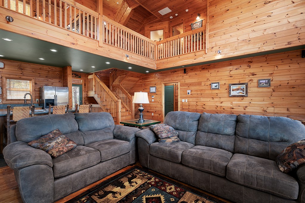 435389 Ellijay Active